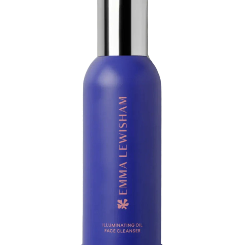 EmmaLewisham_IlluminatingOilCleanser_01_990x_b806a6bd-0a99-4f38-baa6-1f37d3c611a4.webp