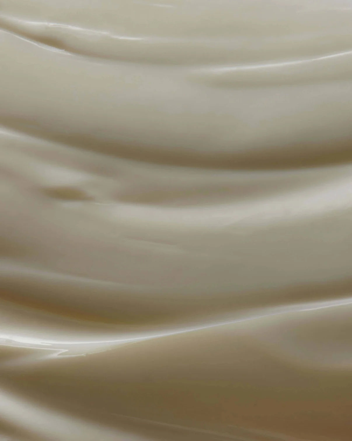 Emma Lewisham Supernatural Creme Riche
